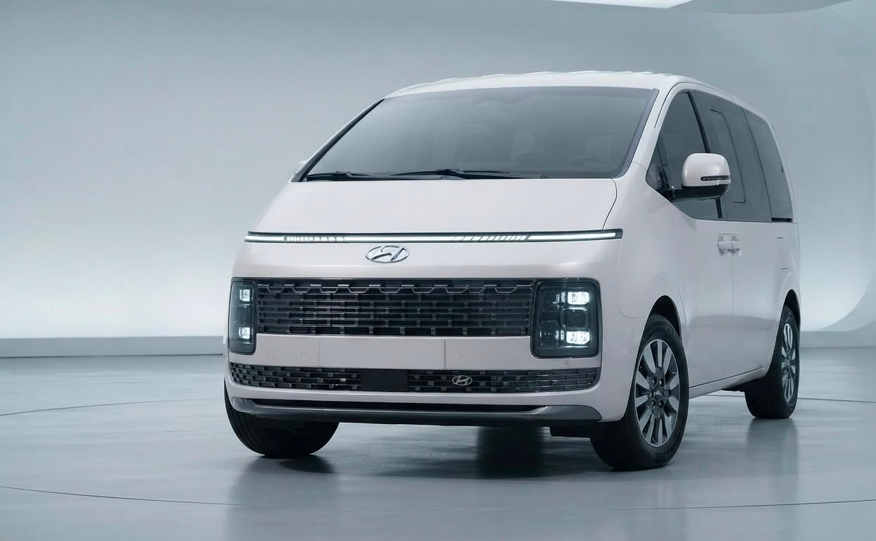 Hyundai Staria